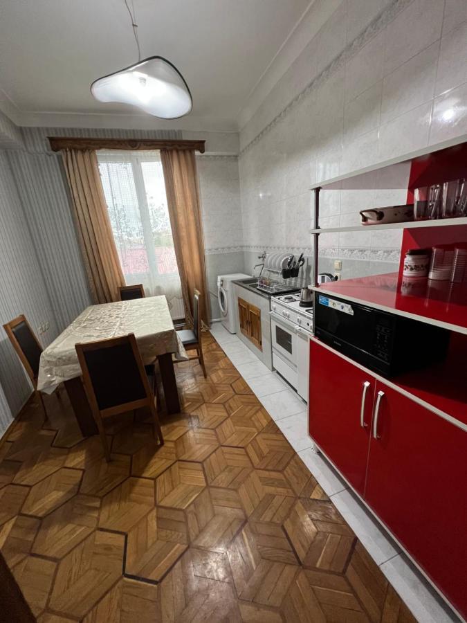 Twins Guest House Μπατούμι Εξωτερικό φωτογραφία